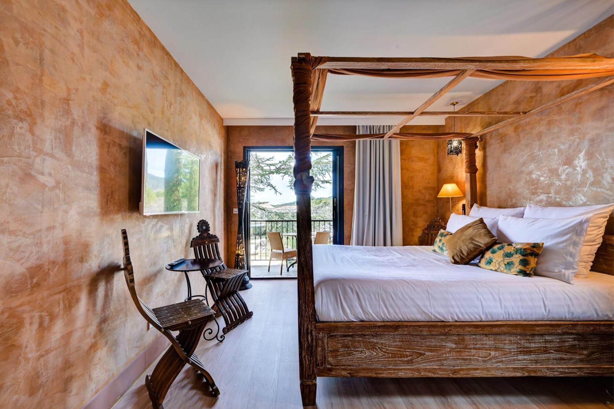 Bastide De 4* Lourmarin