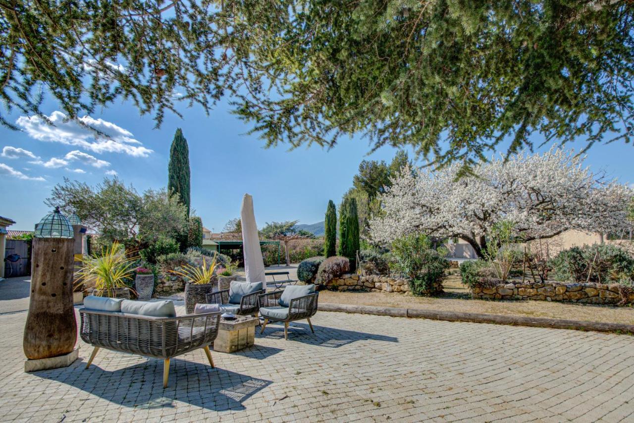 Bastide & - De 4*